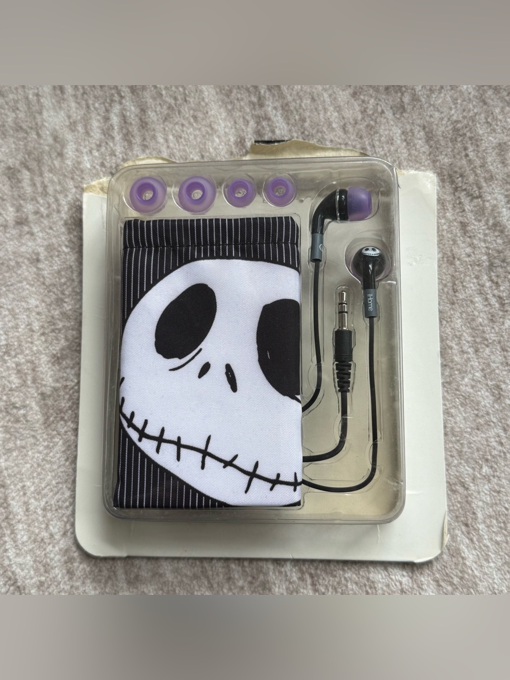Jack Skellington earphones w pouch disney ihome nightmare Before Christmas